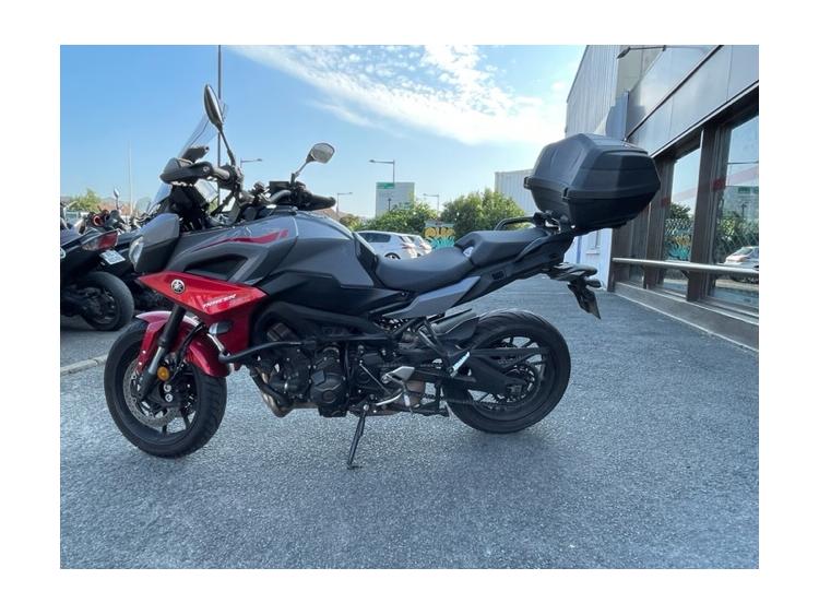 YAMAHA TRACER 900